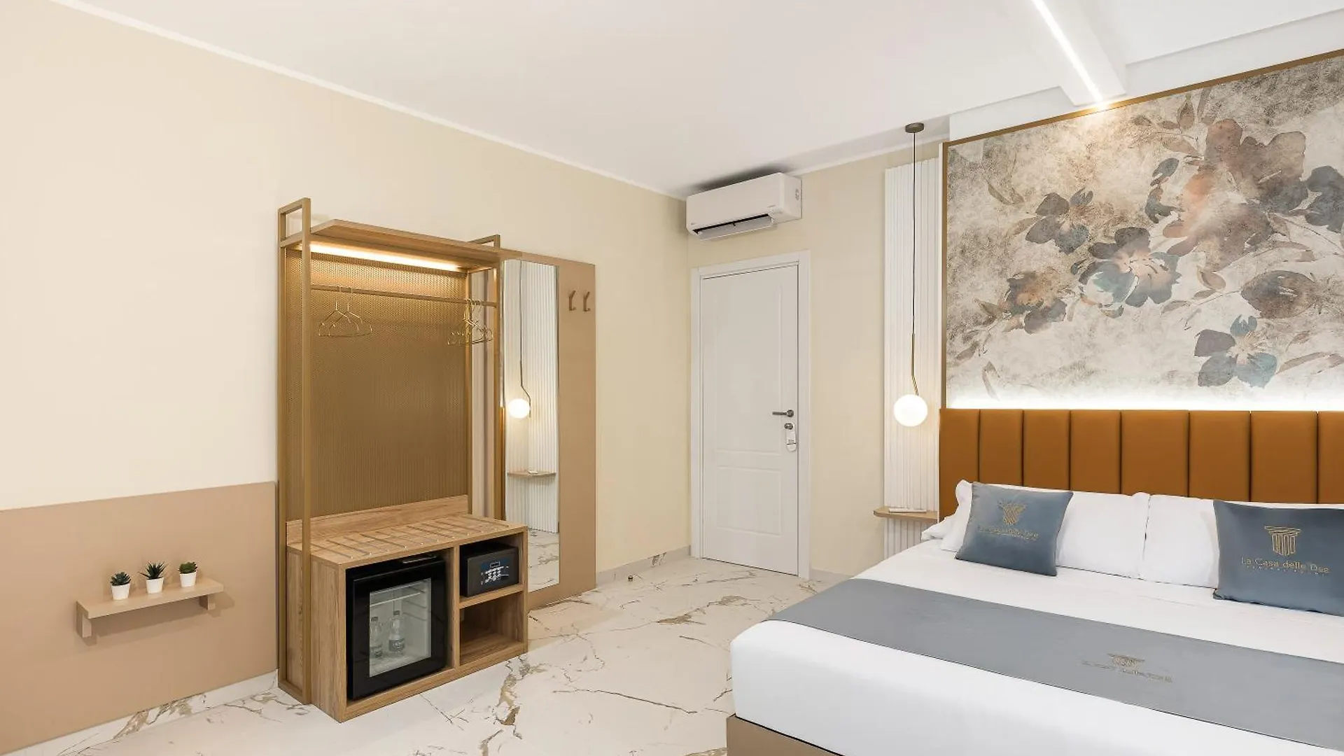 Guest house La Casa Delle Dee - Self Check-In Hotel Bologna Italy